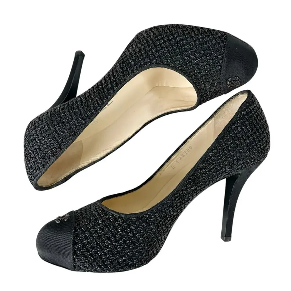 CHANEL Beaded Cap Toe Interlocking CC Black Pumps